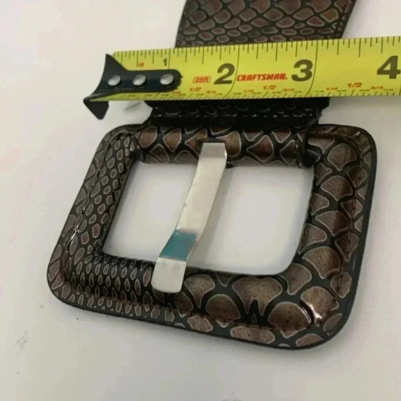 Bianca Nygard faux  leather, textured copper coloured waist belt 30 1/2” to 33” - Picture 3 of 7